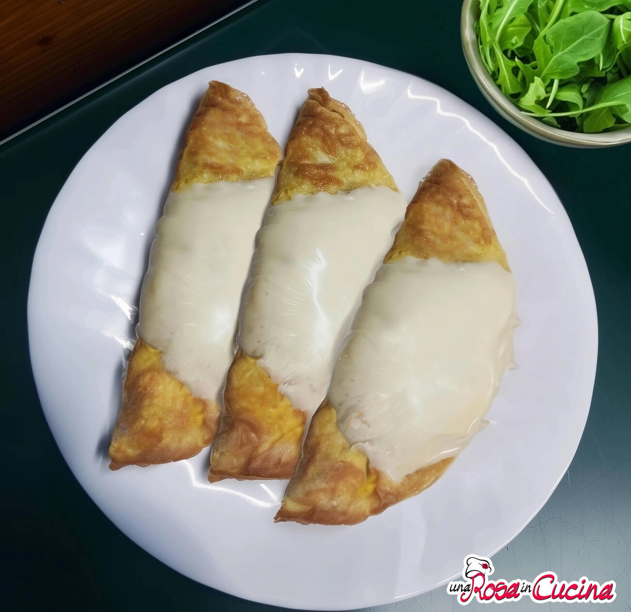 Crepes di frittata con prosciutto cotto e sottilette